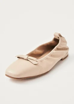 Freya Creme Leder Flache Ballerinas