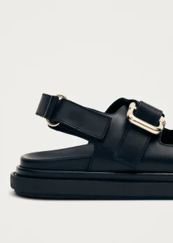 Harper Schwarze Ledersandalen