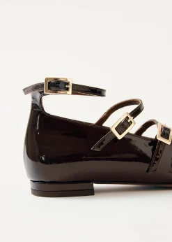 Luke Braune Mary Jane Ballerinas aus Lackleder