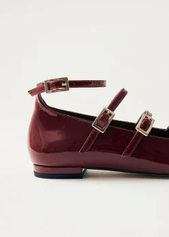 Luke Burgund Mary Jane Ballerinas aus Lackleder