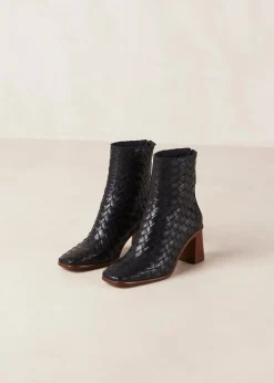West Braided Schwarze Lederstiefel